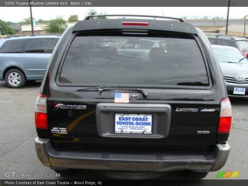 Black / Oak 2000 Toyota 4Runner Limited 4x4