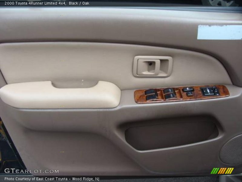 Black / Oak 2000 Toyota 4Runner Limited 4x4