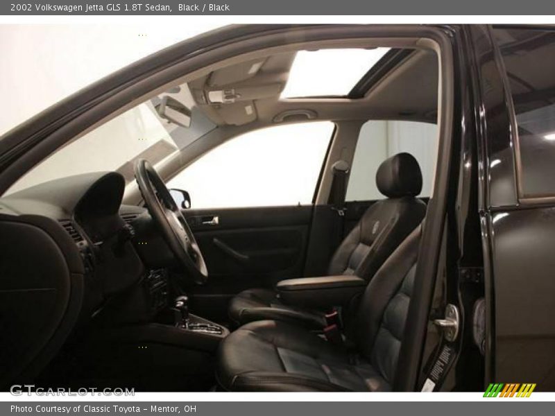 Black / Black 2002 Volkswagen Jetta GLS 1.8T Sedan
