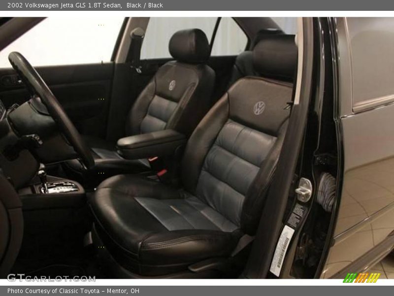 Black / Black 2002 Volkswagen Jetta GLS 1.8T Sedan