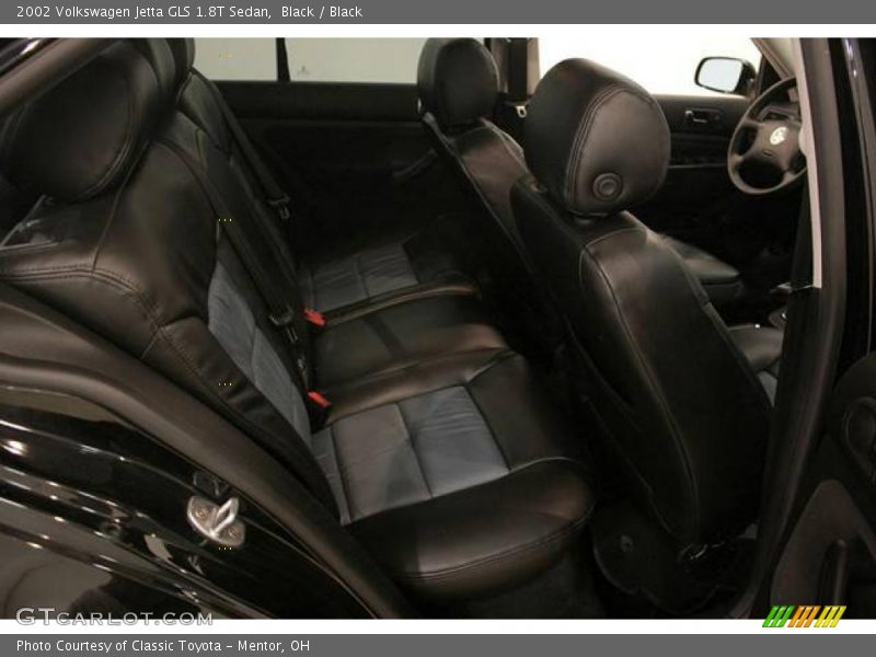Black / Black 2002 Volkswagen Jetta GLS 1.8T Sedan
