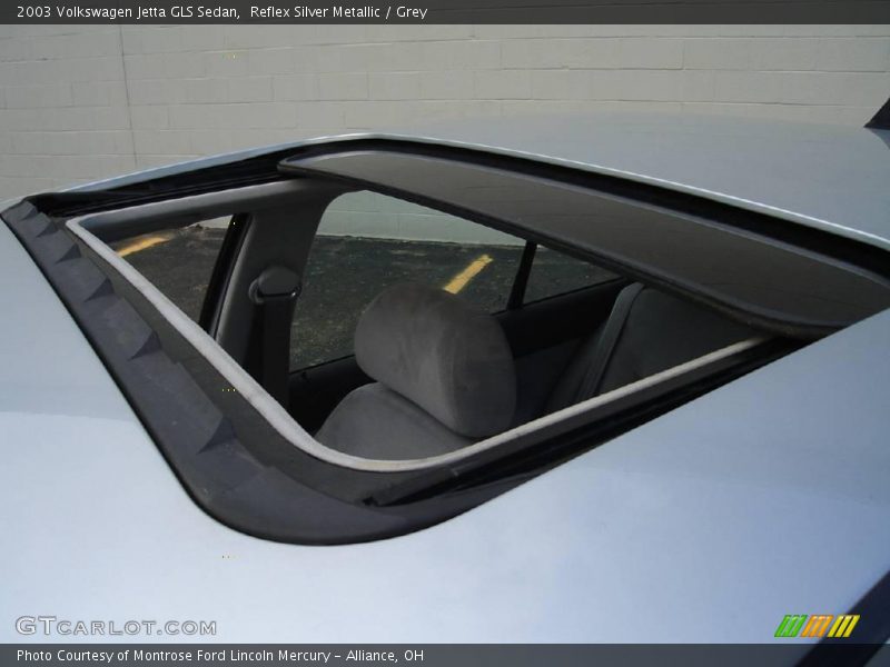 Reflex Silver Metallic / Grey 2003 Volkswagen Jetta GLS Sedan