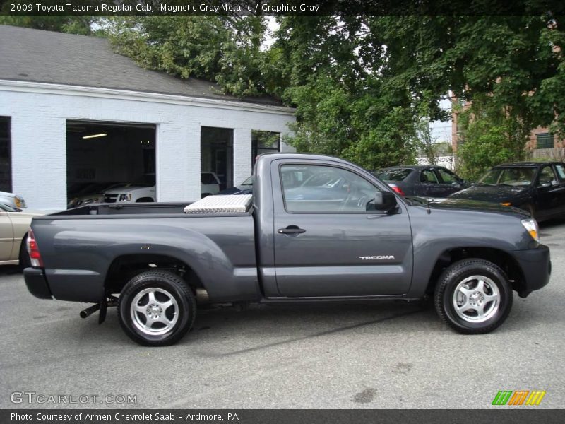 Magnetic Gray Metallic / Graphite Gray 2009 Toyota Tacoma Regular Cab