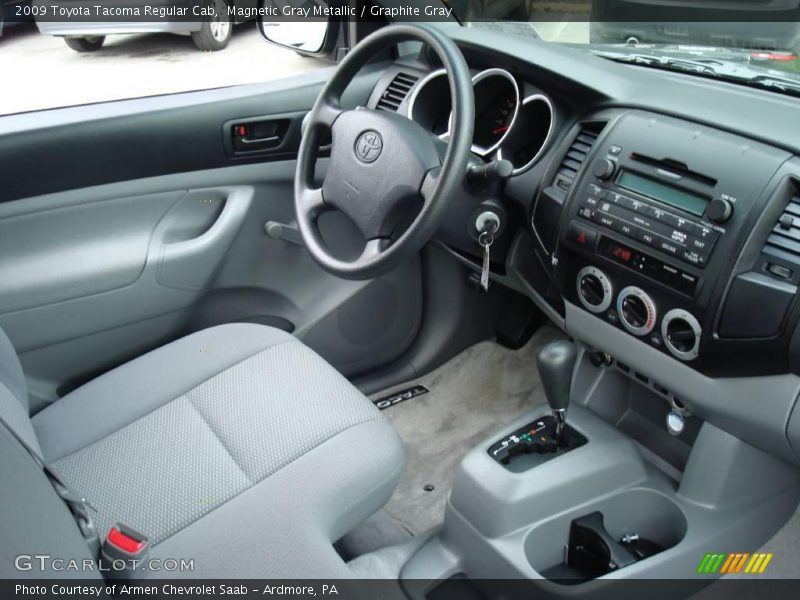 Magnetic Gray Metallic / Graphite Gray 2009 Toyota Tacoma Regular Cab