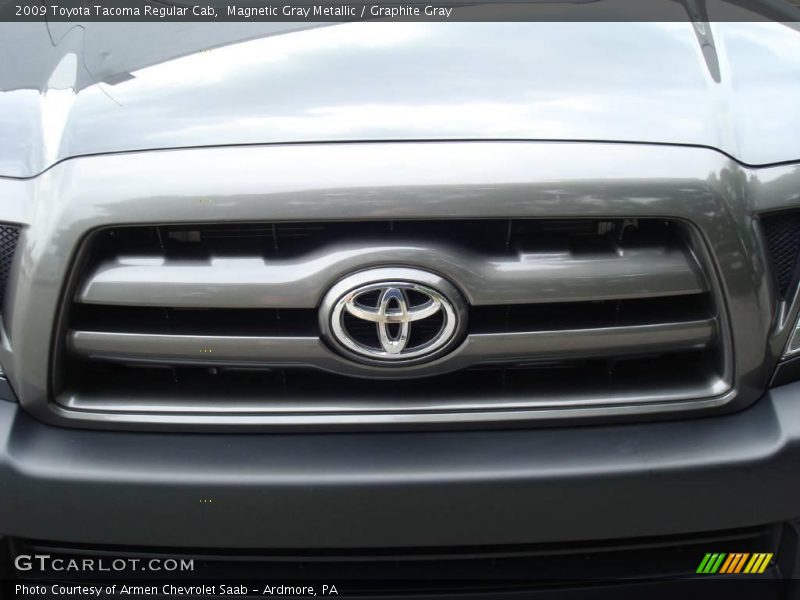 Magnetic Gray Metallic / Graphite Gray 2009 Toyota Tacoma Regular Cab