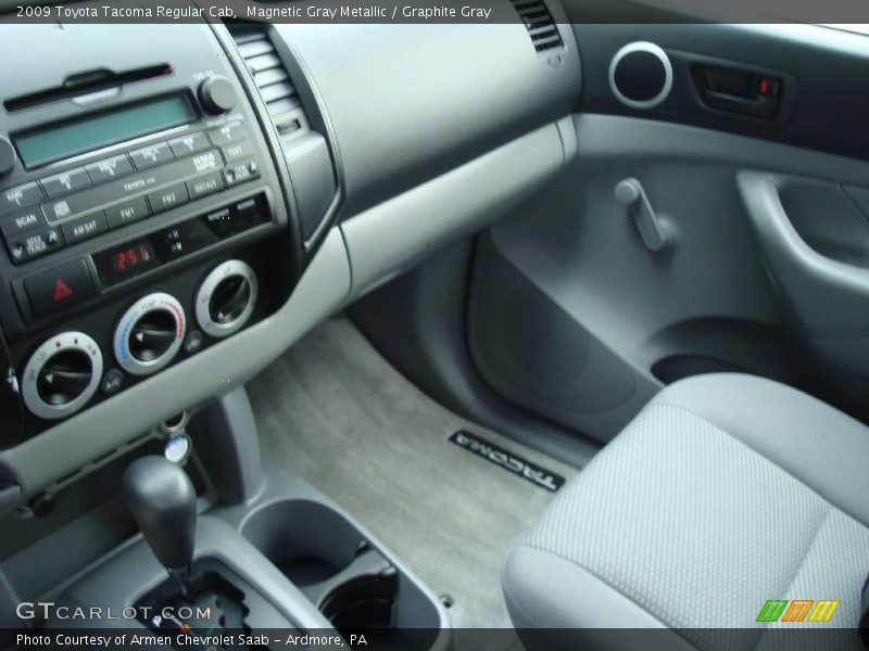 Magnetic Gray Metallic / Graphite Gray 2009 Toyota Tacoma Regular Cab