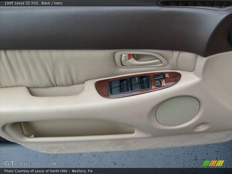 Black / Ivory 1995 Lexus GS 300