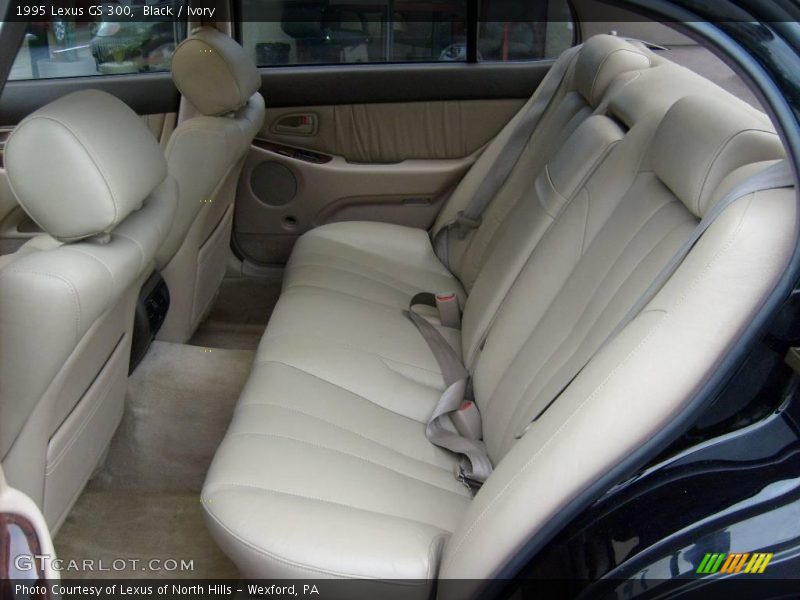 Black / Ivory 1995 Lexus GS 300