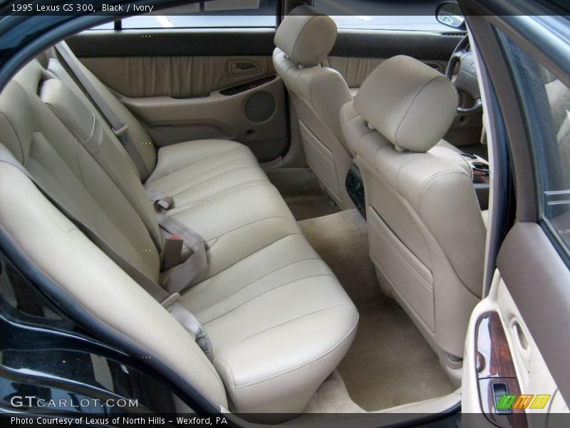 Black / Ivory 1995 Lexus GS 300