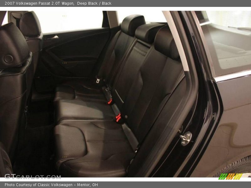 Deep Black / Black 2007 Volkswagen Passat 2.0T Wagon