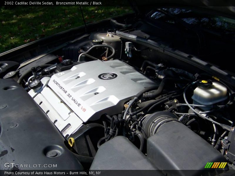Bronzemist Metallic / Black 2002 Cadillac DeVille Sedan