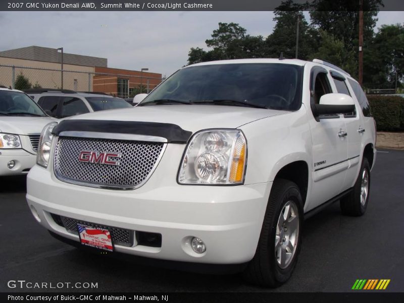 Summit White / Cocoa/Light Cashmere 2007 GMC Yukon Denali AWD