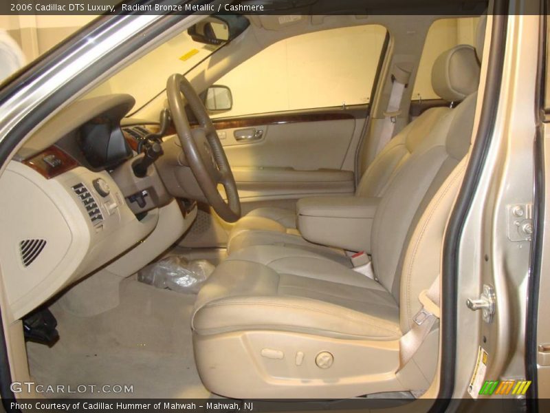 Radiant Bronze Metallic / Cashmere 2006 Cadillac DTS Luxury