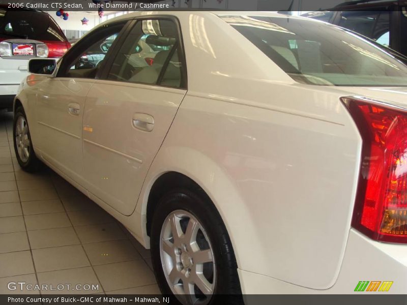 White Diamond / Cashmere 2006 Cadillac CTS Sedan