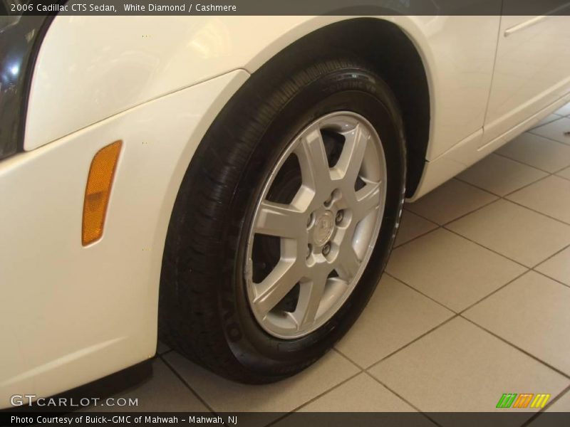 White Diamond / Cashmere 2006 Cadillac CTS Sedan