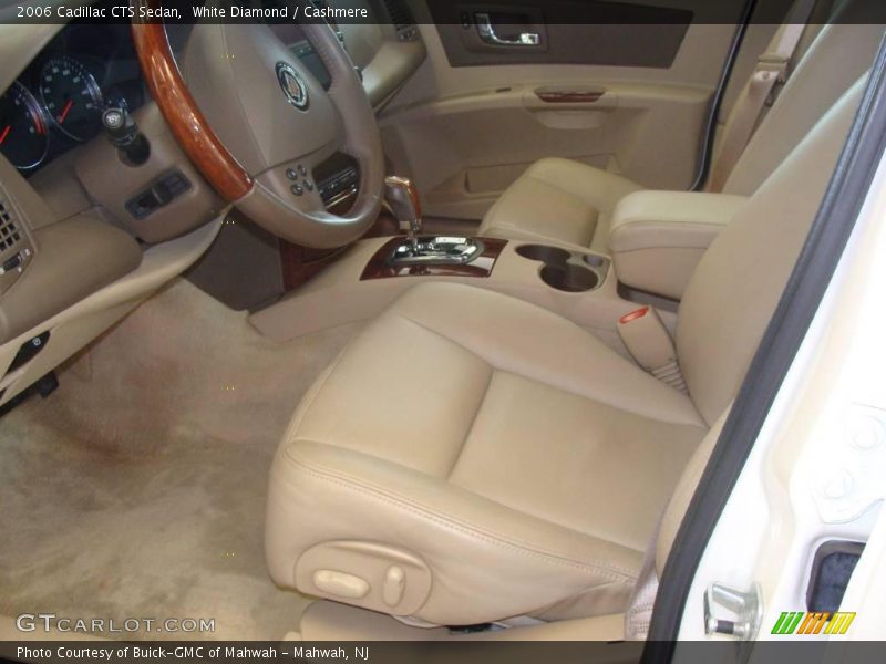 White Diamond / Cashmere 2006 Cadillac CTS Sedan