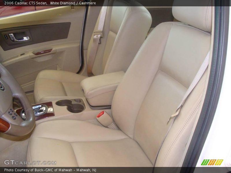 White Diamond / Cashmere 2006 Cadillac CTS Sedan