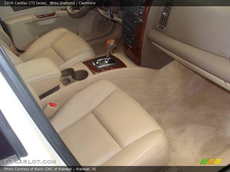 White Diamond / Cashmere 2006 Cadillac CTS Sedan