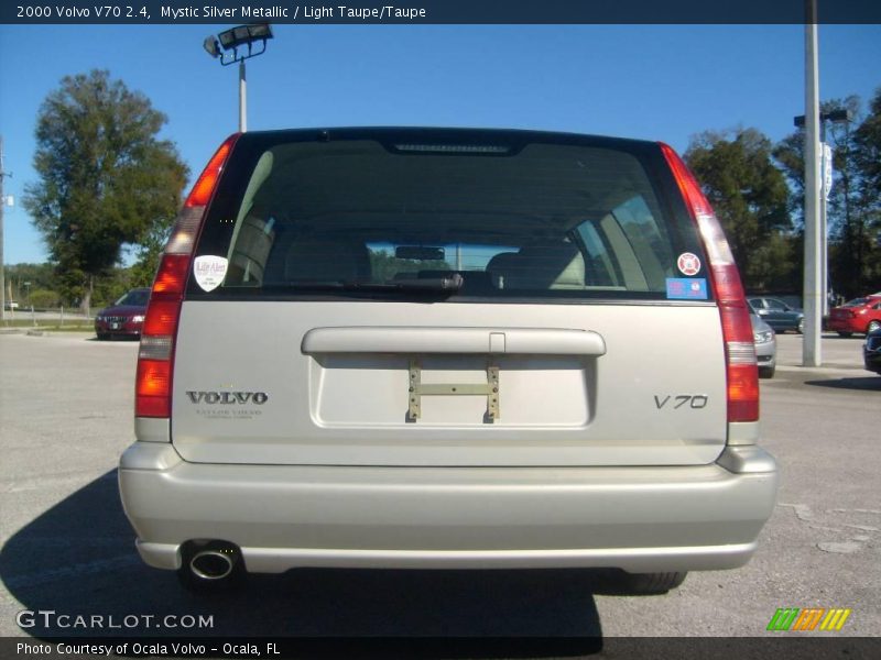 Mystic Silver Metallic / Light Taupe/Taupe 2000 Volvo V70 2.4