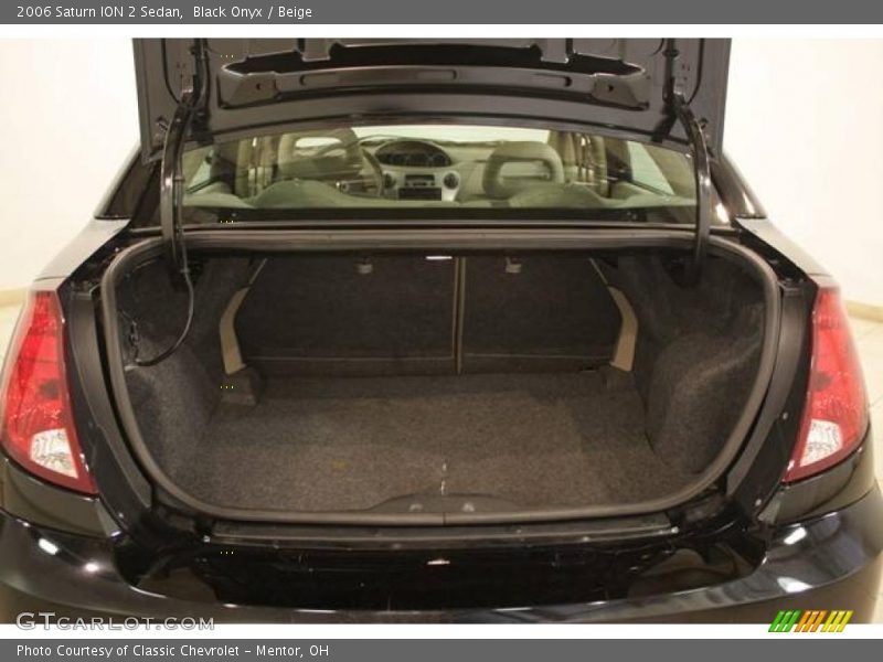 Black Onyx / Beige 2006 Saturn ION 2 Sedan