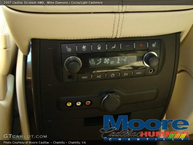 White Diamond / Cocoa/Light Cashmere 2007 Cadillac Escalade AWD