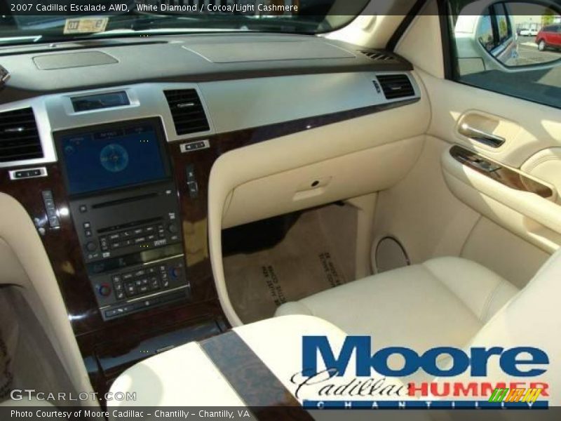 White Diamond / Cocoa/Light Cashmere 2007 Cadillac Escalade AWD