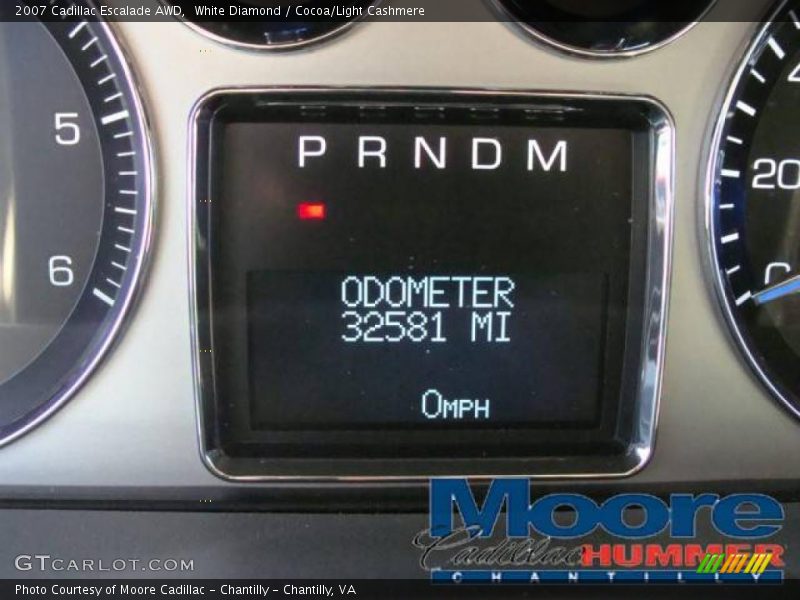 White Diamond / Cocoa/Light Cashmere 2007 Cadillac Escalade AWD
