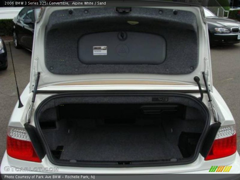 Alpine White / Sand 2006 BMW 3 Series 325i Convertible
