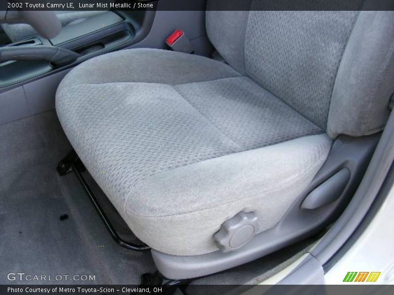 Lunar Mist Metallic / Stone 2002 Toyota Camry LE