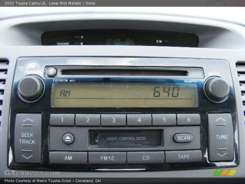 Lunar Mist Metallic / Stone 2002 Toyota Camry LE