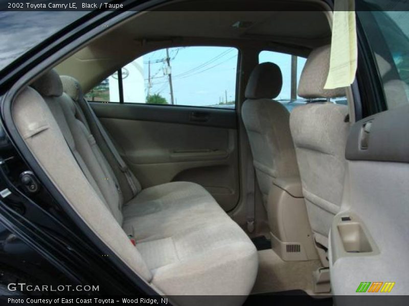 Black / Taupe 2002 Toyota Camry LE