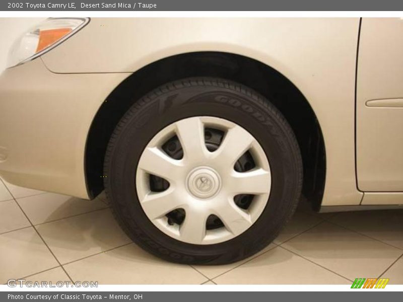 Desert Sand Mica / Taupe 2002 Toyota Camry LE