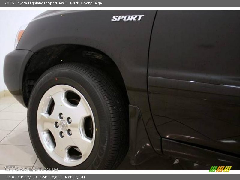Black / Ivory Beige 2006 Toyota Highlander Sport 4WD