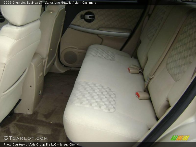 Sandstone Metallic / Light Cashmere 2006 Chevrolet Equinox LT