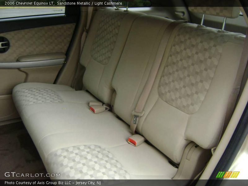 Sandstone Metallic / Light Cashmere 2006 Chevrolet Equinox LT
