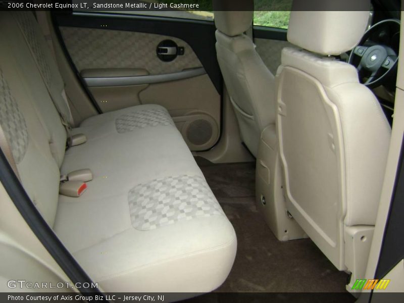Sandstone Metallic / Light Cashmere 2006 Chevrolet Equinox LT
