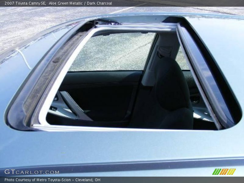 Aloe Green Metallic / Dark Charcoal 2007 Toyota Camry SE