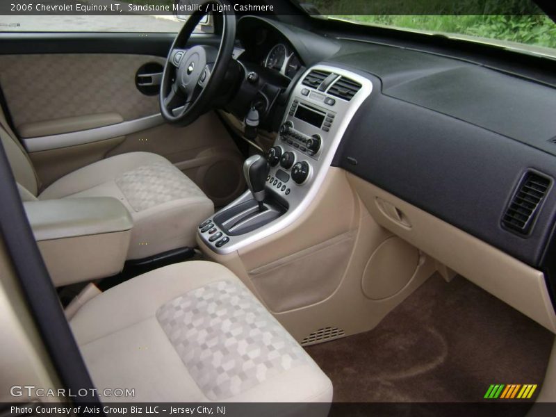 Sandstone Metallic / Light Cashmere 2006 Chevrolet Equinox LT