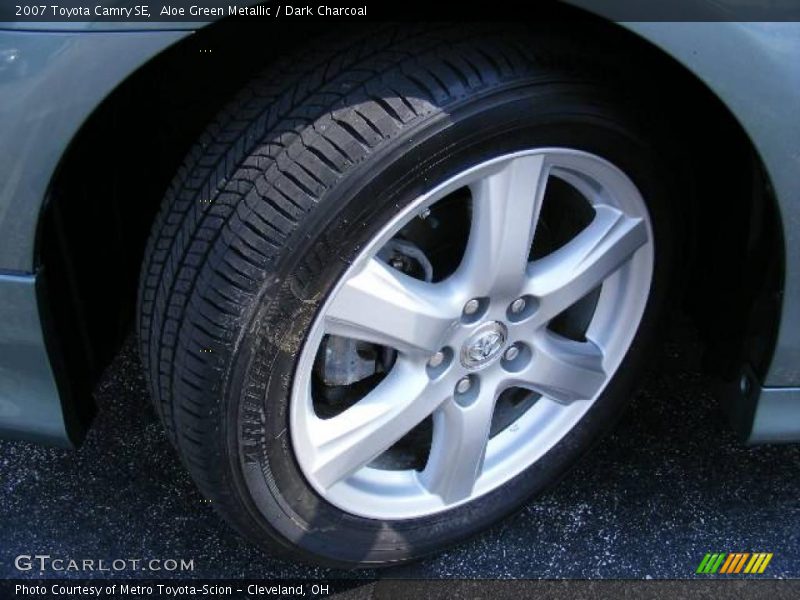 Aloe Green Metallic / Dark Charcoal 2007 Toyota Camry SE