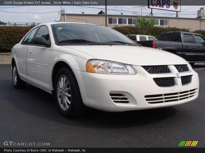 Stone White / Dark Slate Grey 2006 Dodge Stratus SXT Sedan