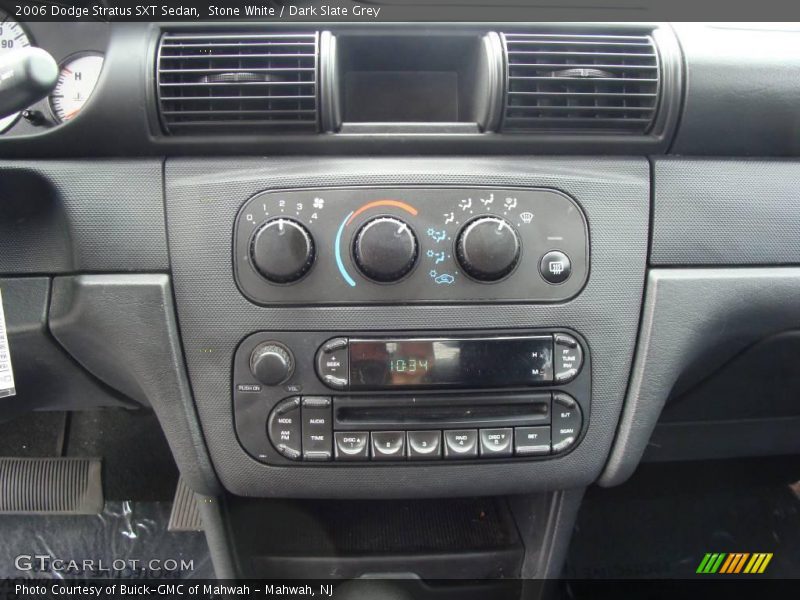 Stone White / Dark Slate Grey 2006 Dodge Stratus SXT Sedan