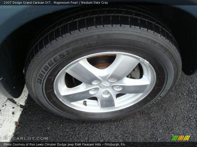 Magnesium Pearl / Medium Slate Gray 2007 Dodge Grand Caravan SXT