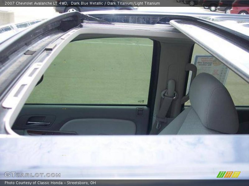 Dark Blue Metallic / Dark Titanium/Light Titanium 2007 Chevrolet Avalanche LT 4WD