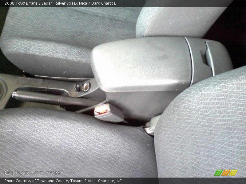 Silver Streak Mica / Dark Charcoal 2008 Toyota Yaris S Sedan