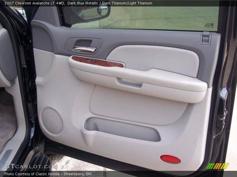 Dark Blue Metallic / Dark Titanium/Light Titanium 2007 Chevrolet Avalanche LT 4WD