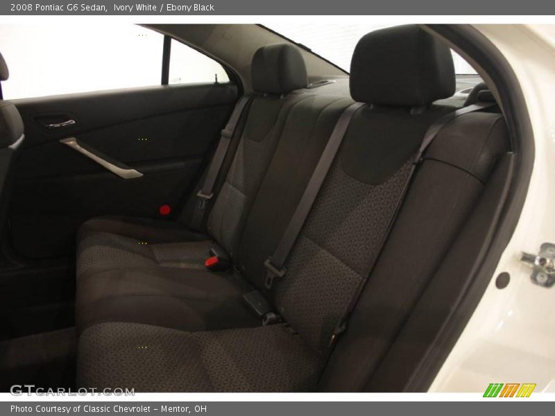 Ivory White / Ebony Black 2008 Pontiac G6 Sedan