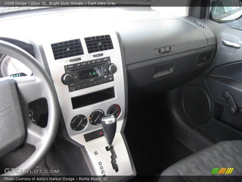 Bright Silver Metallic / Dark Slate Gray 2008 Dodge Caliber SE