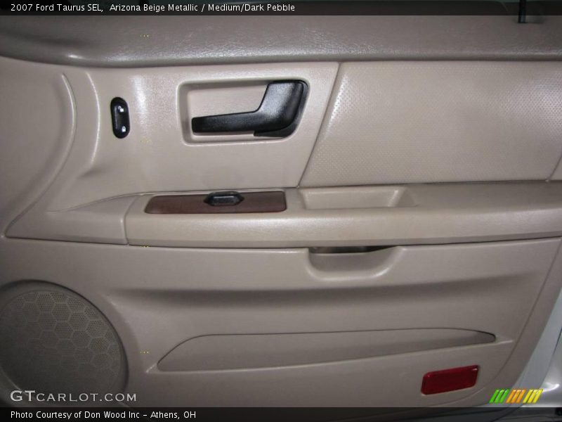 Arizona Beige Metallic / Medium/Dark Pebble 2007 Ford Taurus SEL