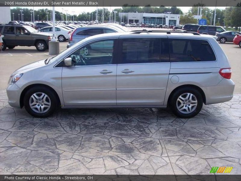 Silver Pearl Metallic / Black 2006 Honda Odyssey EX