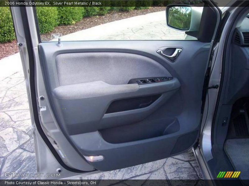 Silver Pearl Metallic / Black 2006 Honda Odyssey EX